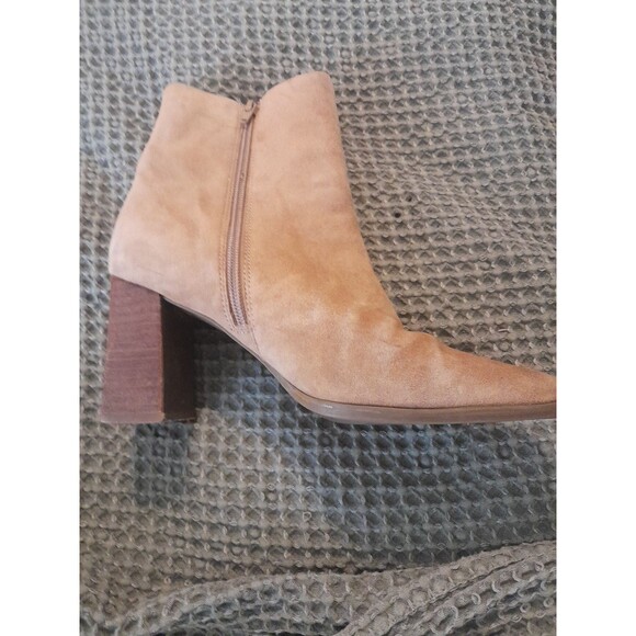Lord And Taylor Brown Leather Ankle Zip Up Boots 7.5 Womens - Picture 3 of 10